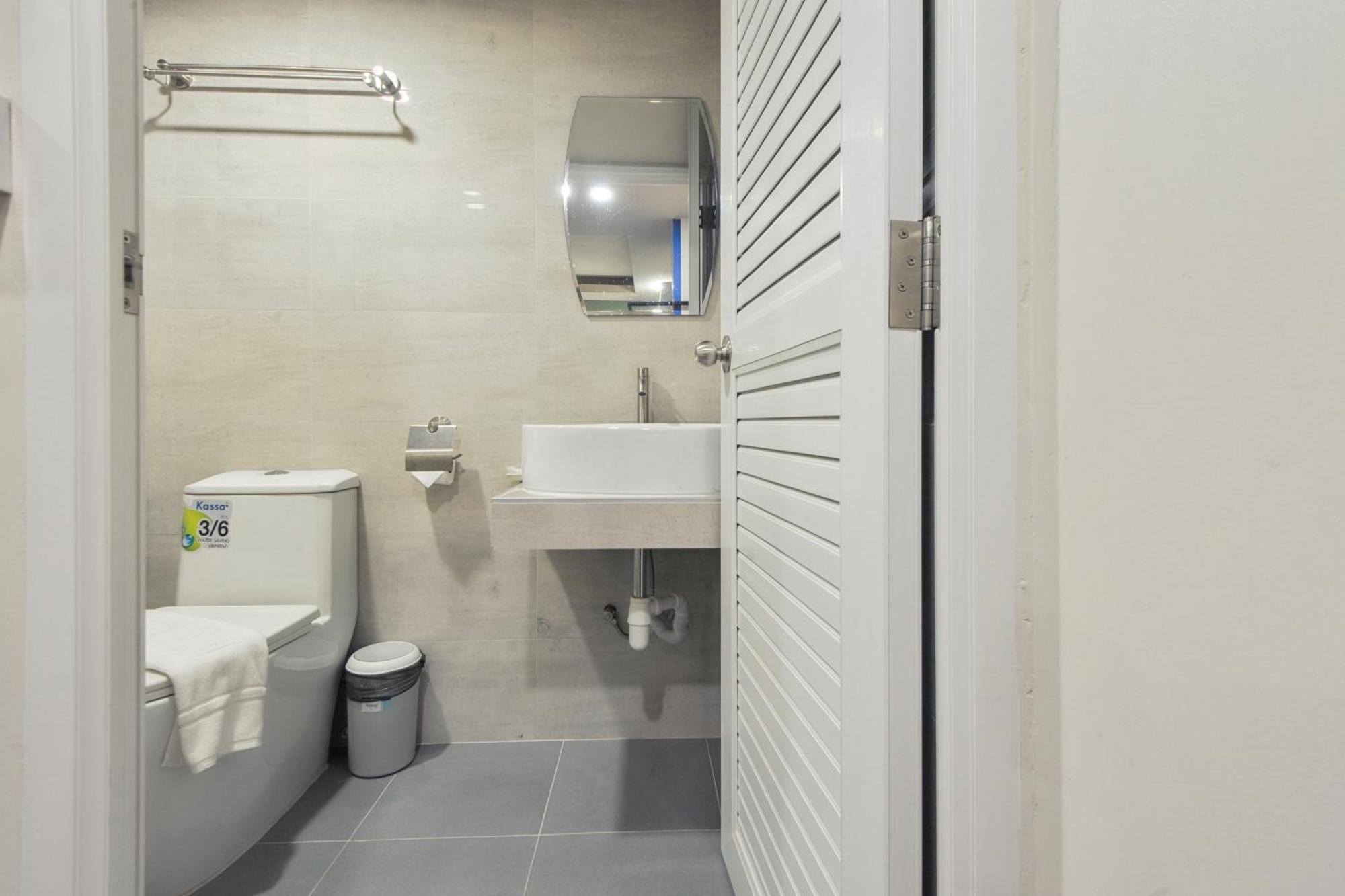 Ployburi Boutique Hotel Chanthaburi Exterior photo